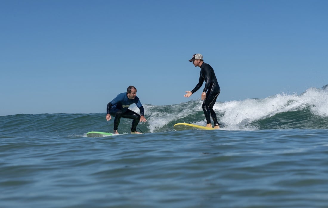 cours de surf de qualite avec des conseils personnalises