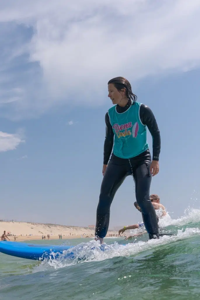 cours de surf à la plage du Vivier à Biscarrosse